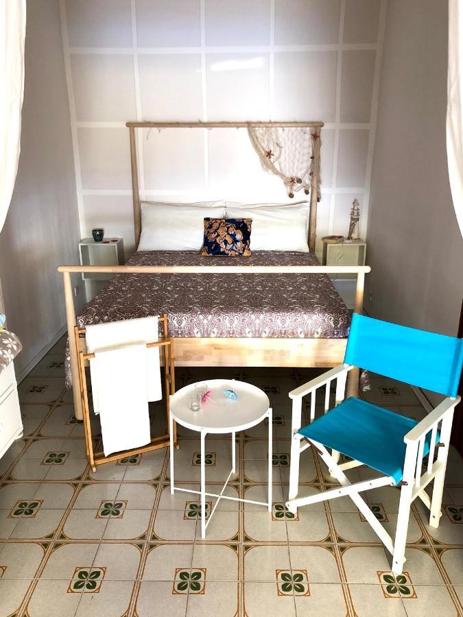 Vacanzenaxos - Casa Frontemare Apartment จีอาร์ดีนี นักซอส ภายนอก รูปภาพ