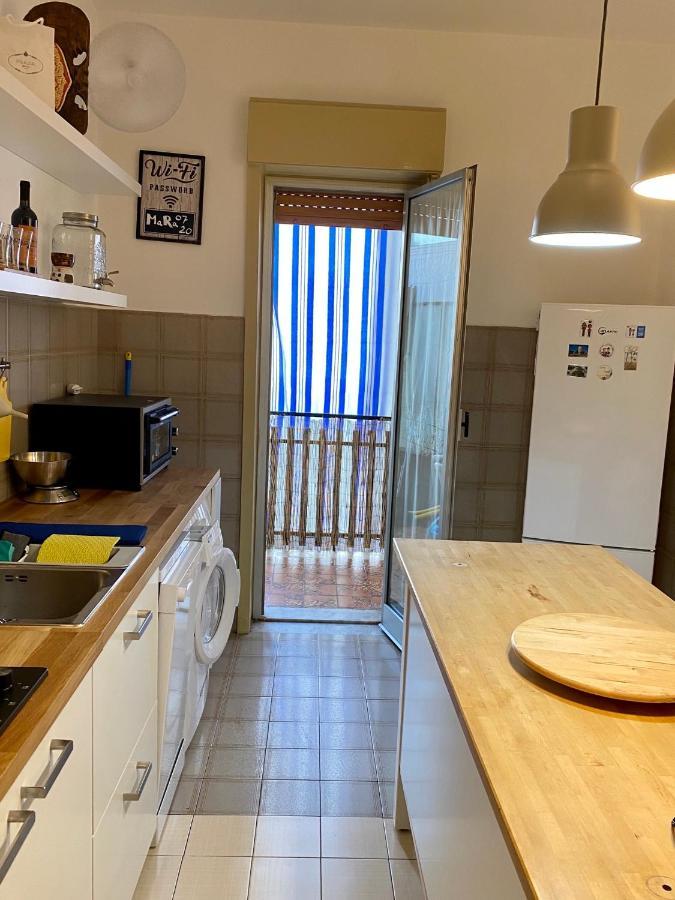 Vacanzenaxos - Casa Frontemare Apartment จีอาร์ดีนี นักซอส ภายนอก รูปภาพ